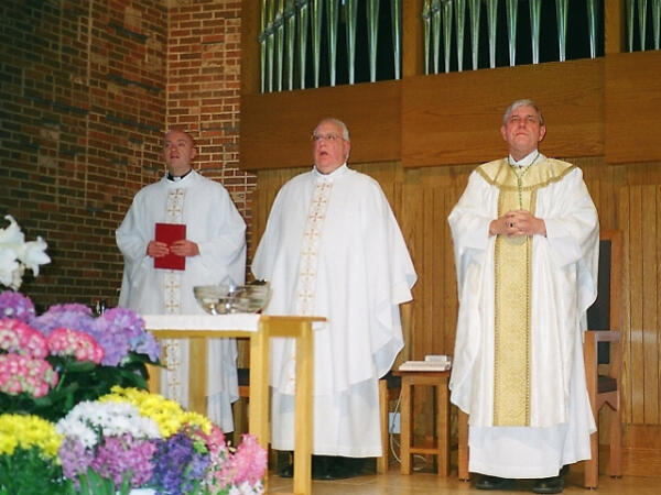 Archbishop Listecki Visits St. Francis Borgia Parish